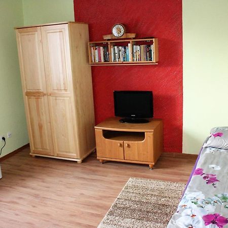 Pokoje Goscinne Liber Legowo Exterior foto